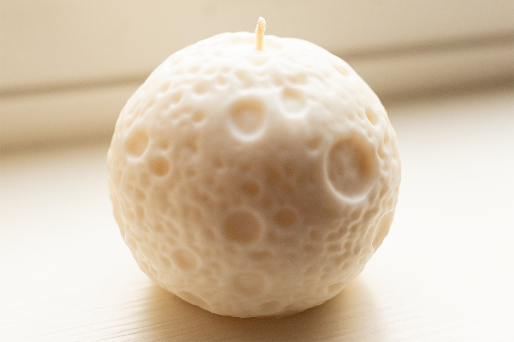 Mama Moon Meditation Candle